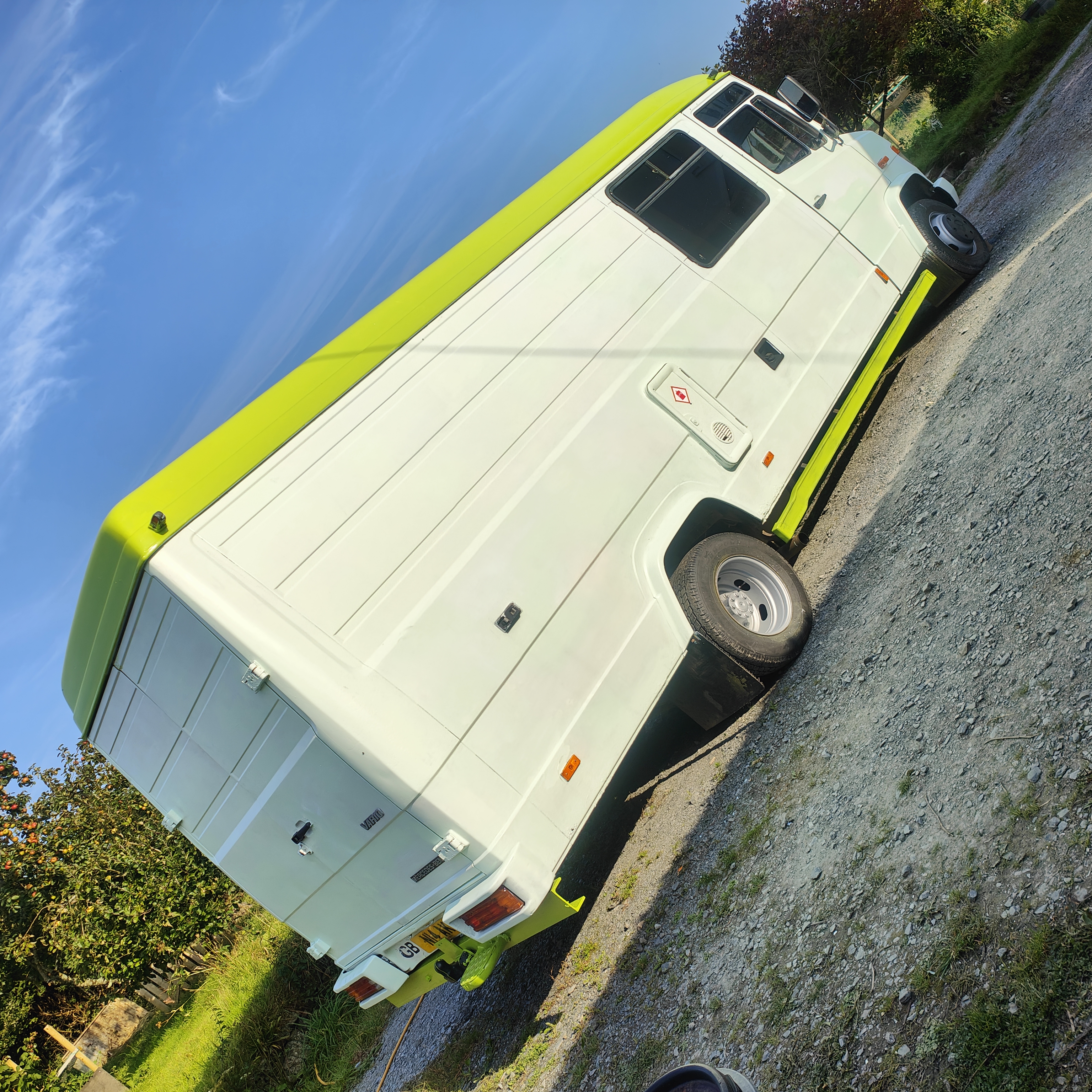 Mercedes Motorhome 10